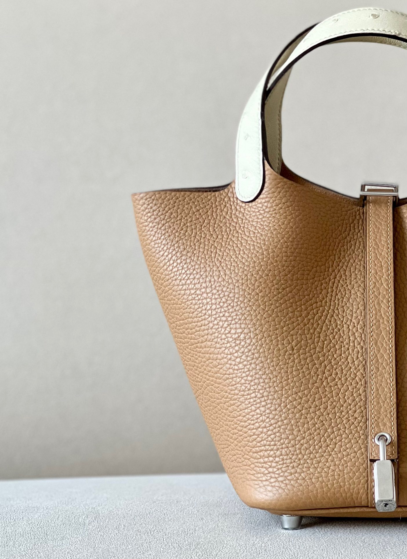 Hermes Picotin Ostrich skin with Togo #0M Chai18-22cm