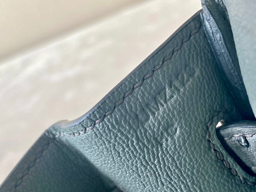 Ostrich skin #82 Gris Agathe 25-35cm