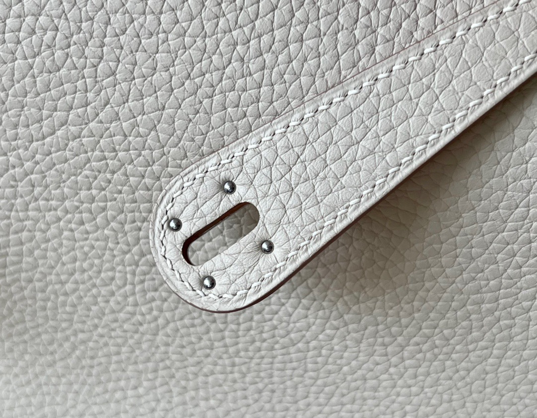 Hermes Lindy #10 Craie 19-26cm Togo