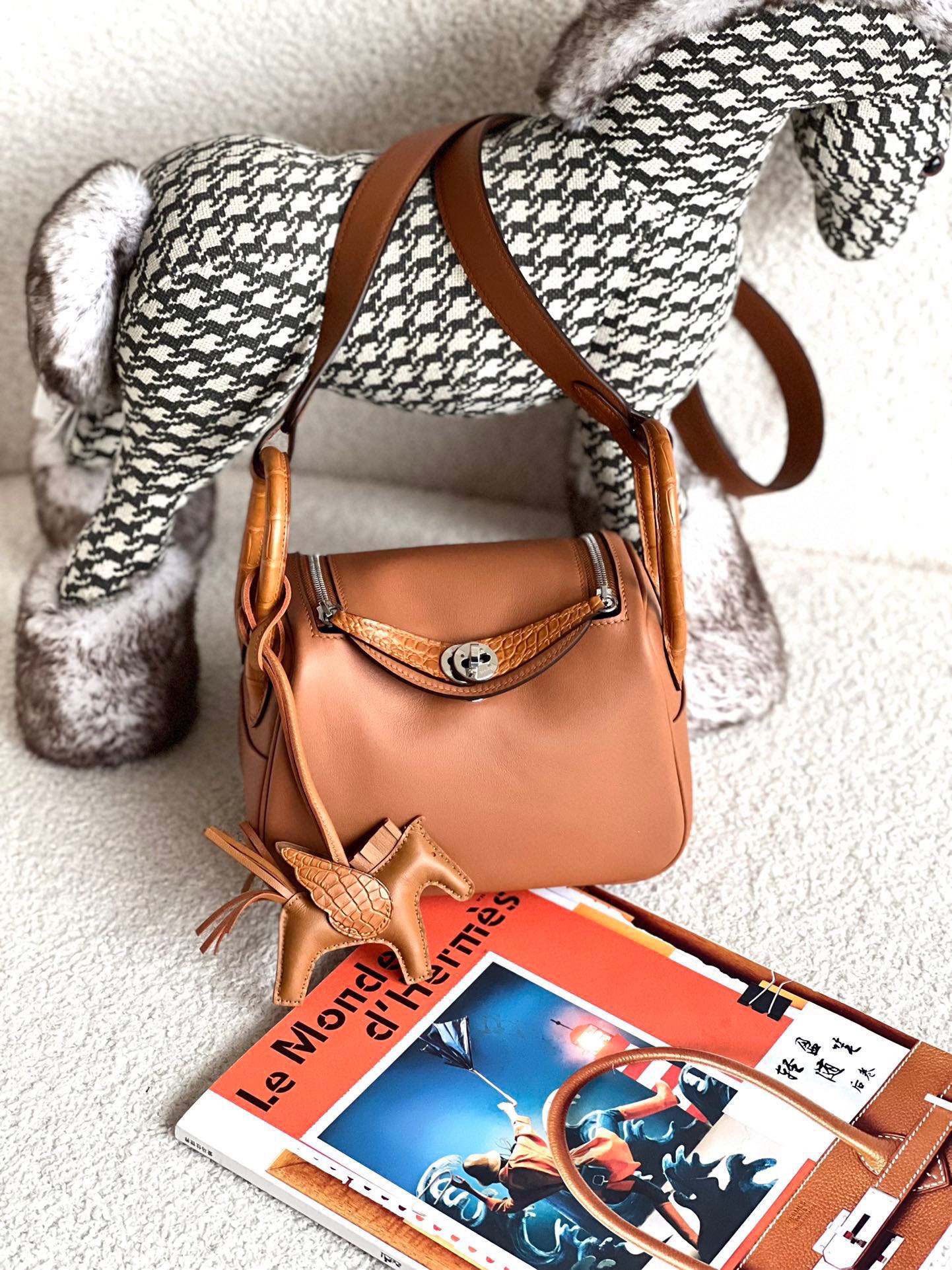 Crocodile with Swift Hermes Lindy #37 Gold 19-26cm