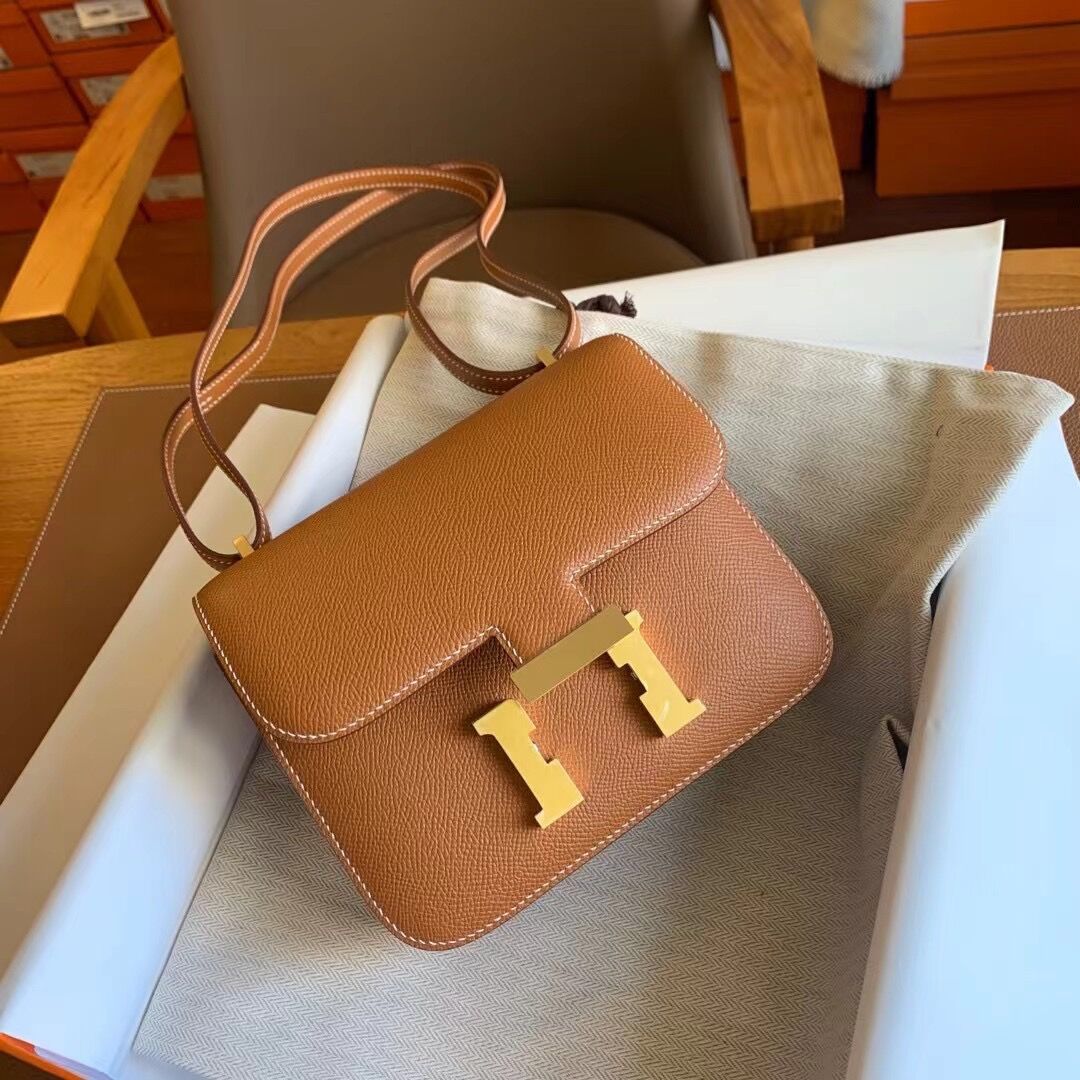 Hermes Constance #37 Gold 19-24cm Epsom