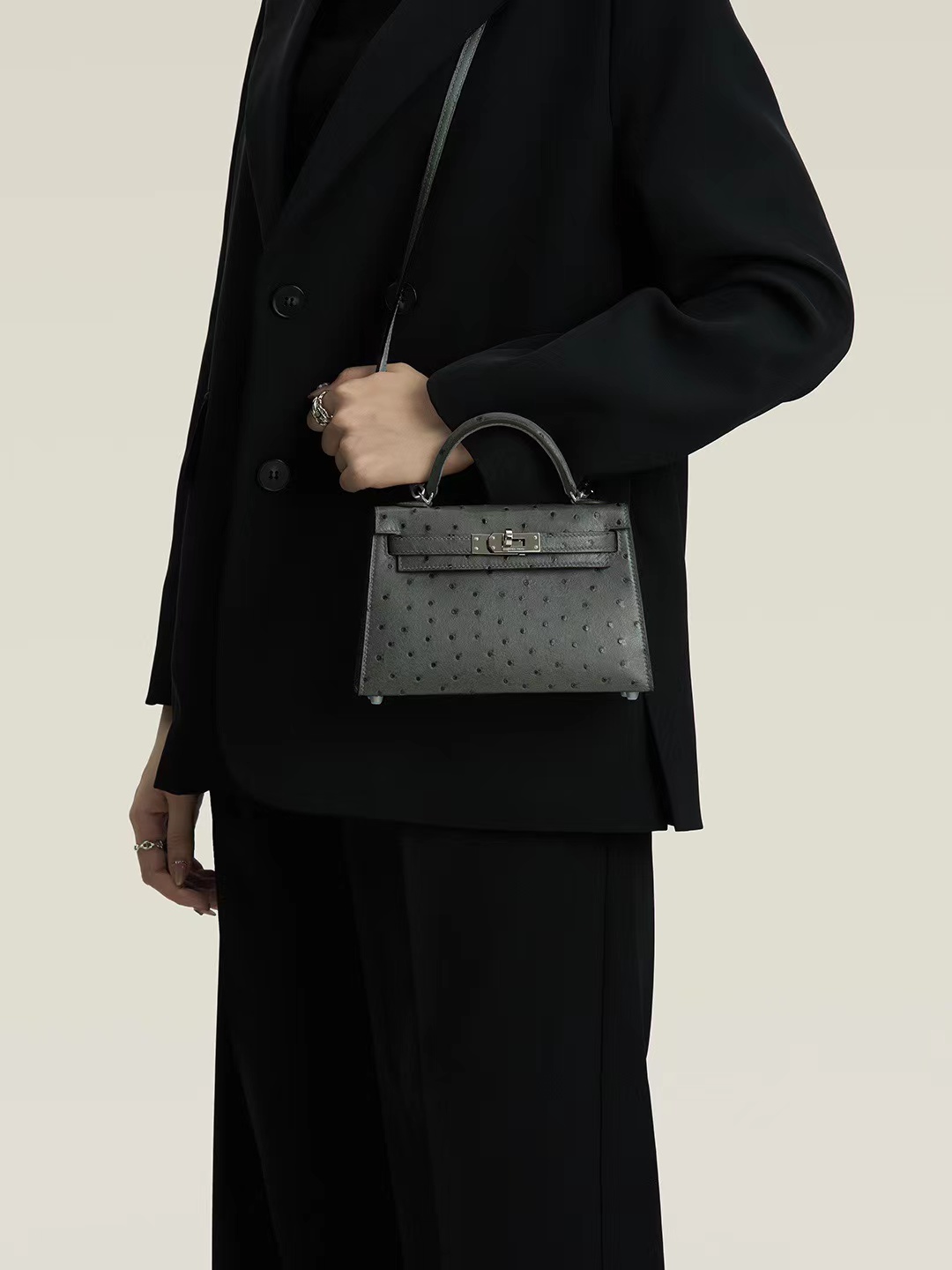 Hermes Mini Kelly  #89 Nolr  Ostrich