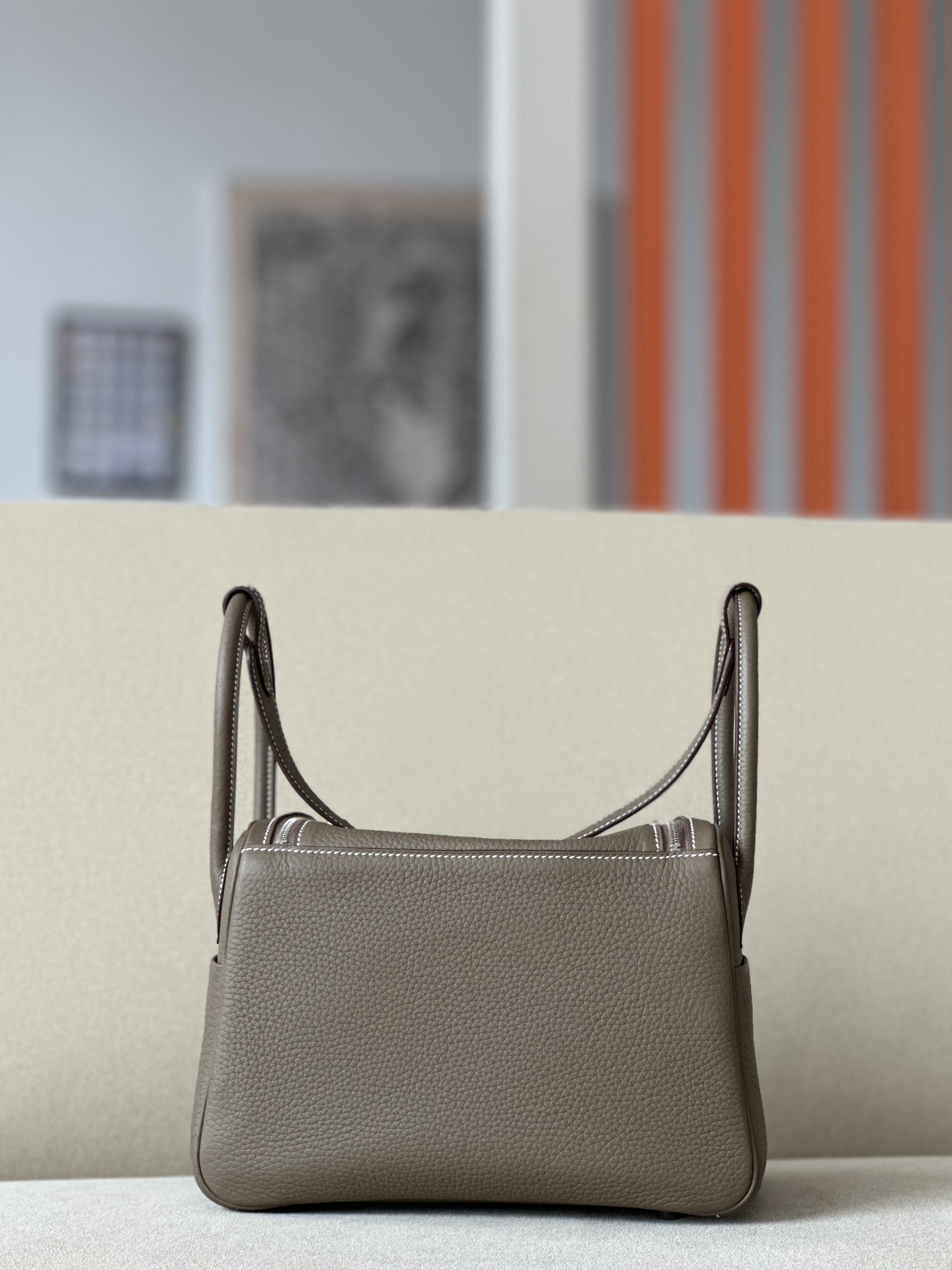 Hermes Lindy #18 Etoupe 19-26cm Togo