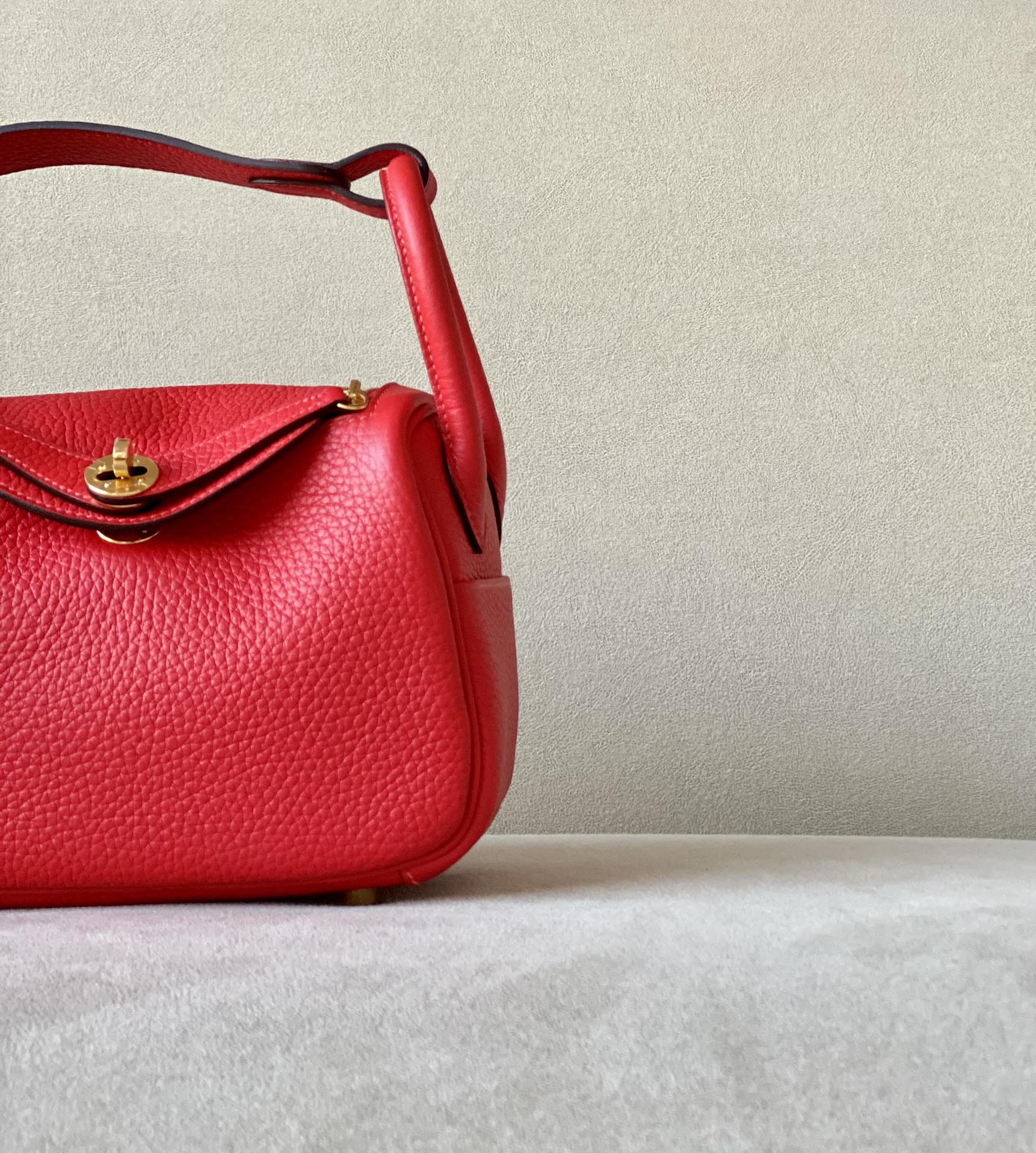 Hermes Lindy #S3 Rouge Coeur 19-26cm Togo
