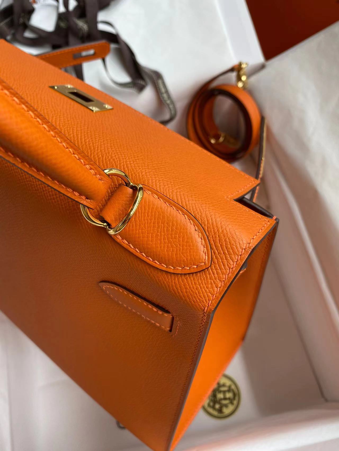 Hermes Kelly 25-28cm Epsom Orange