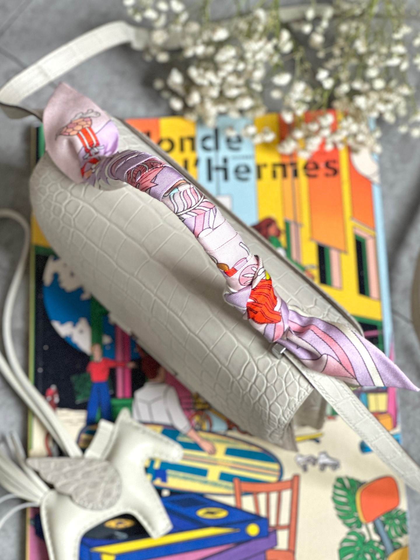 Crocodile skin Constance #8L Beton 19-24cm