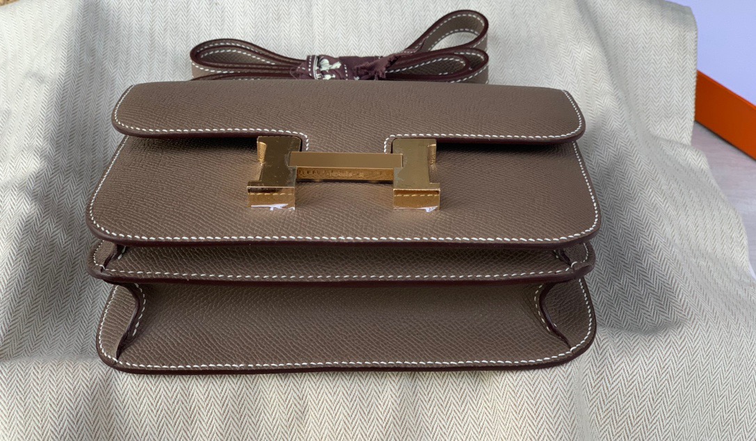 Hermes Constance #19 Etoupe 19-24cm Epsom