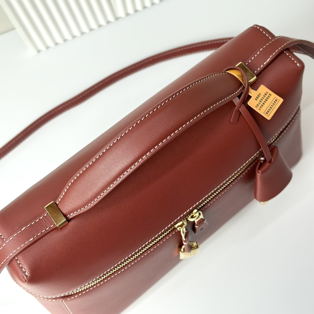 Loro Piana Extra Poket L19 cowhide