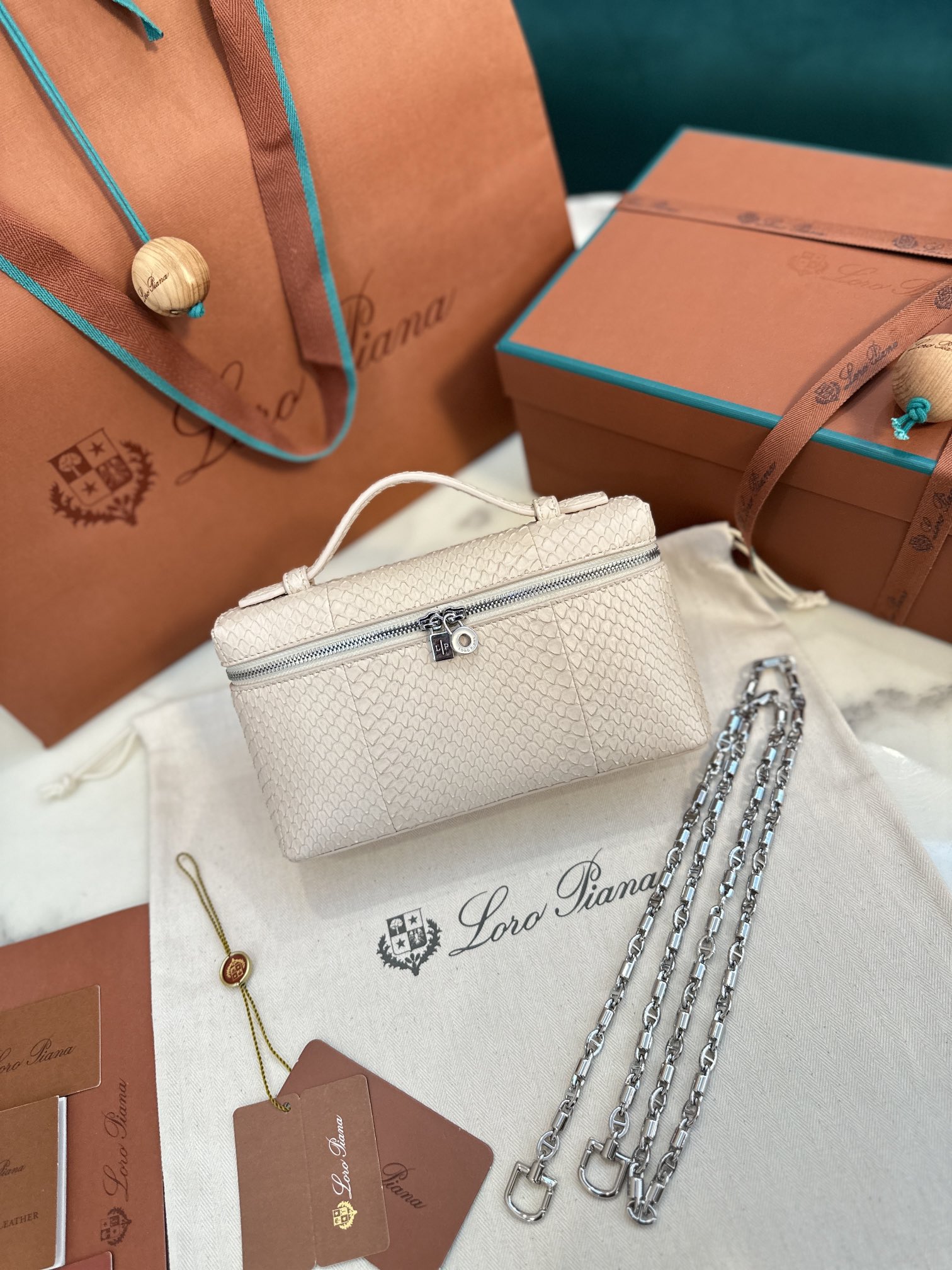 Loro Piana Extra pocket 19 snakeskin