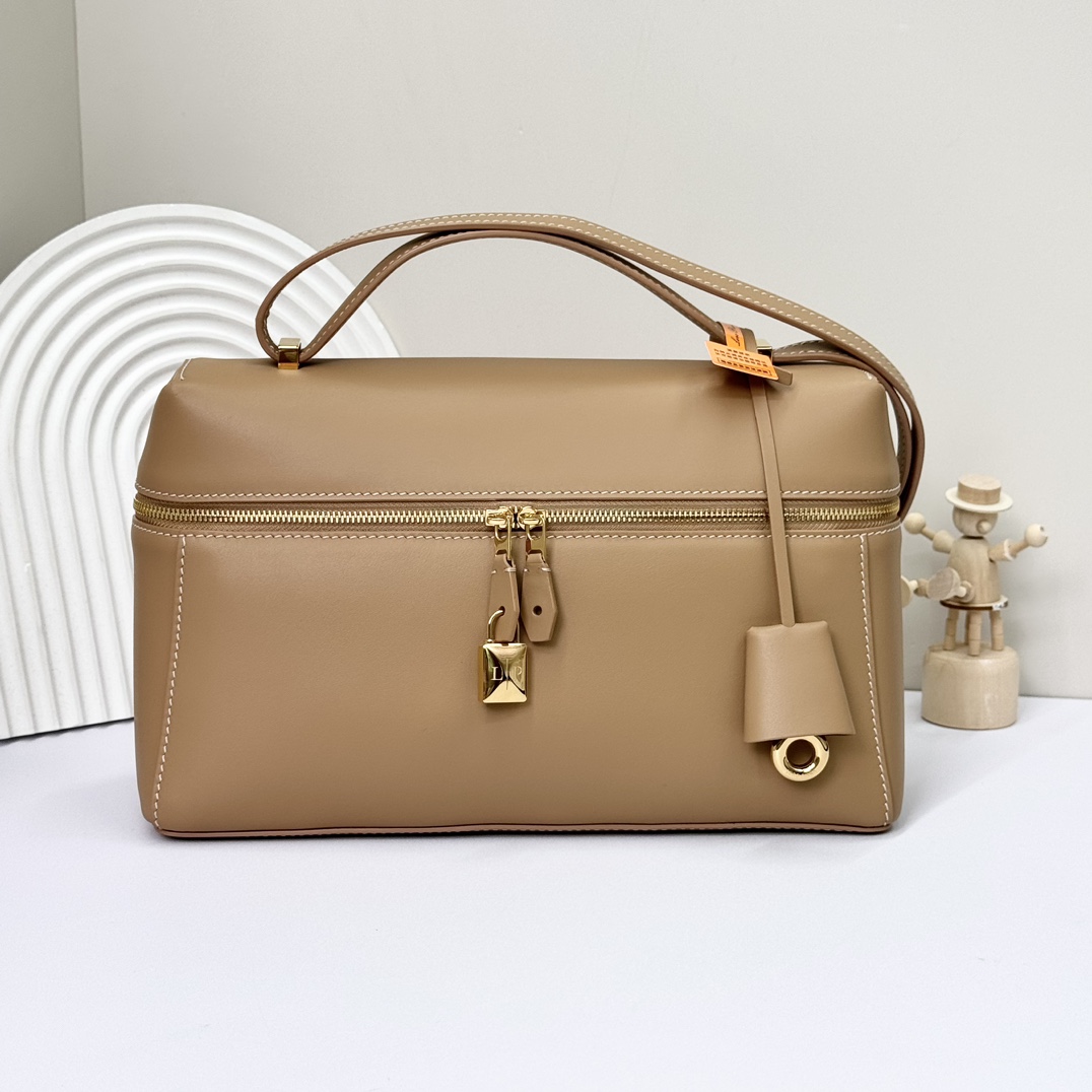 Loro Piana Extra Poket L19 cowhide