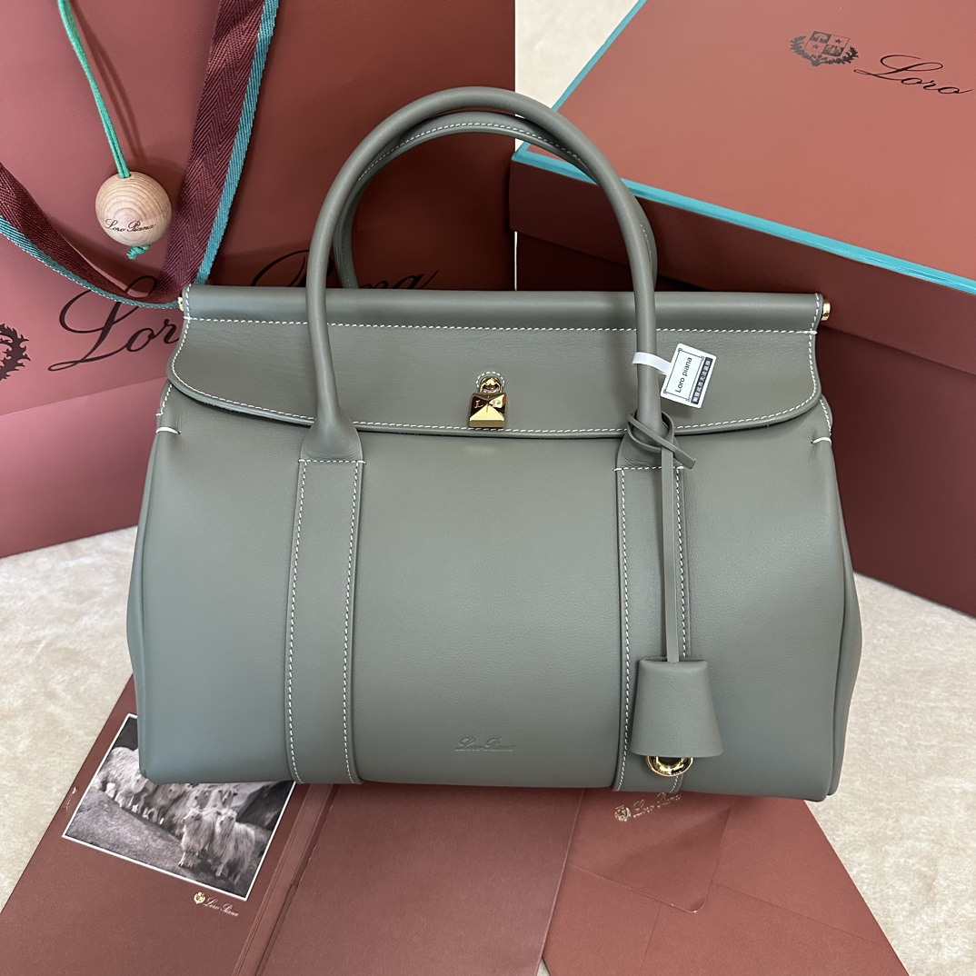 Loro PianaLoro piana Loom L25-L32 cowhide