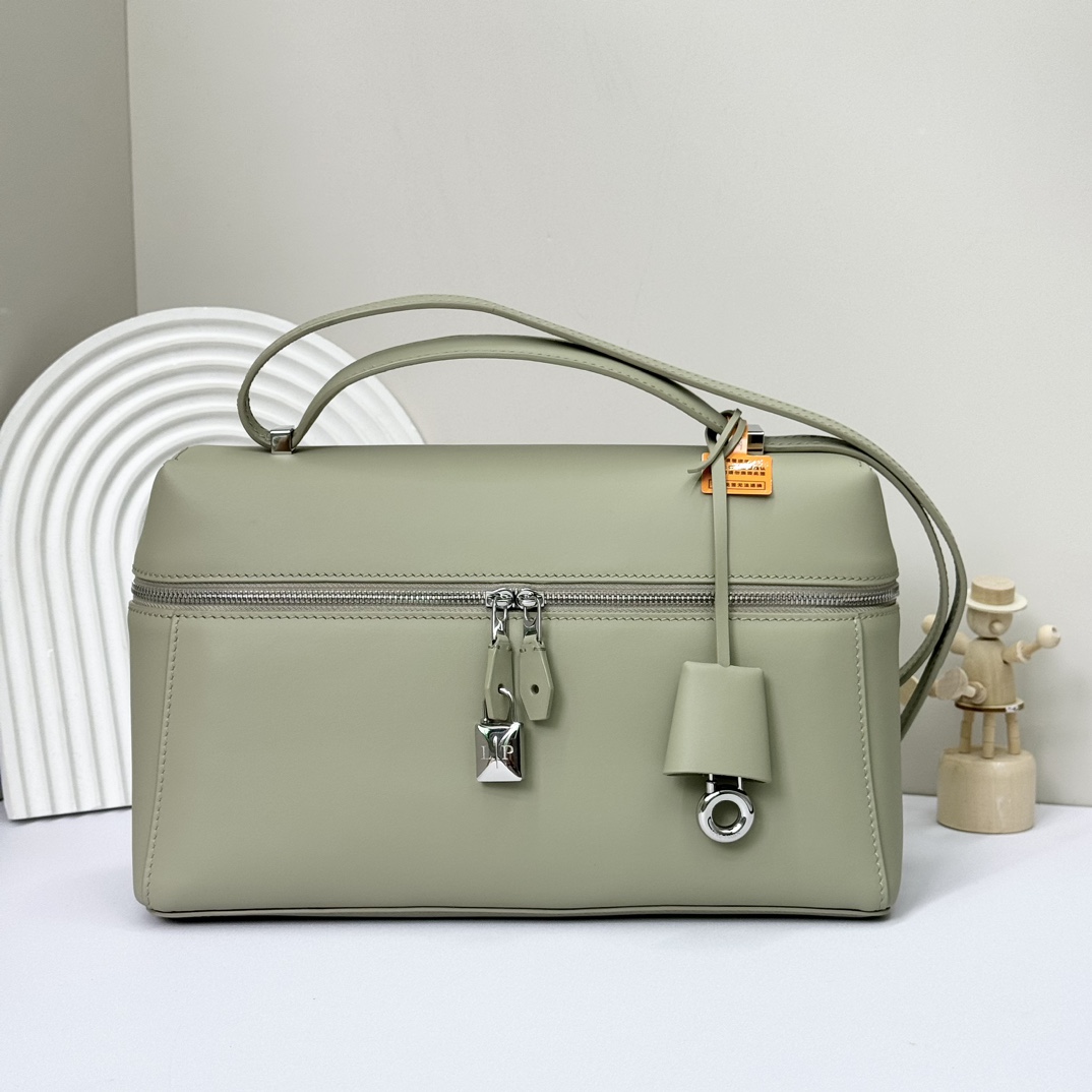 Loro Piana Extra Poket L19 cowhide