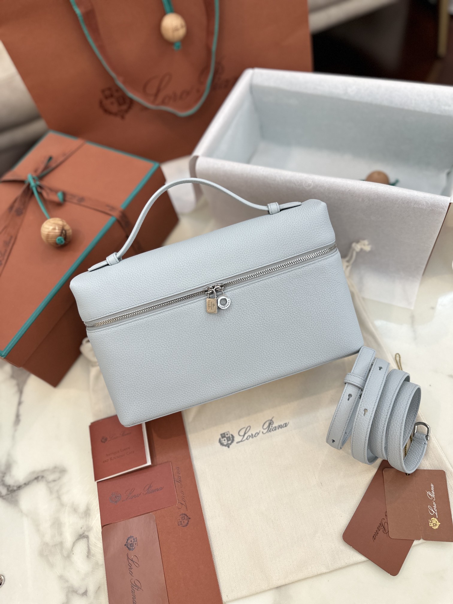 Loro Piana Extra Poket L19 cowhide