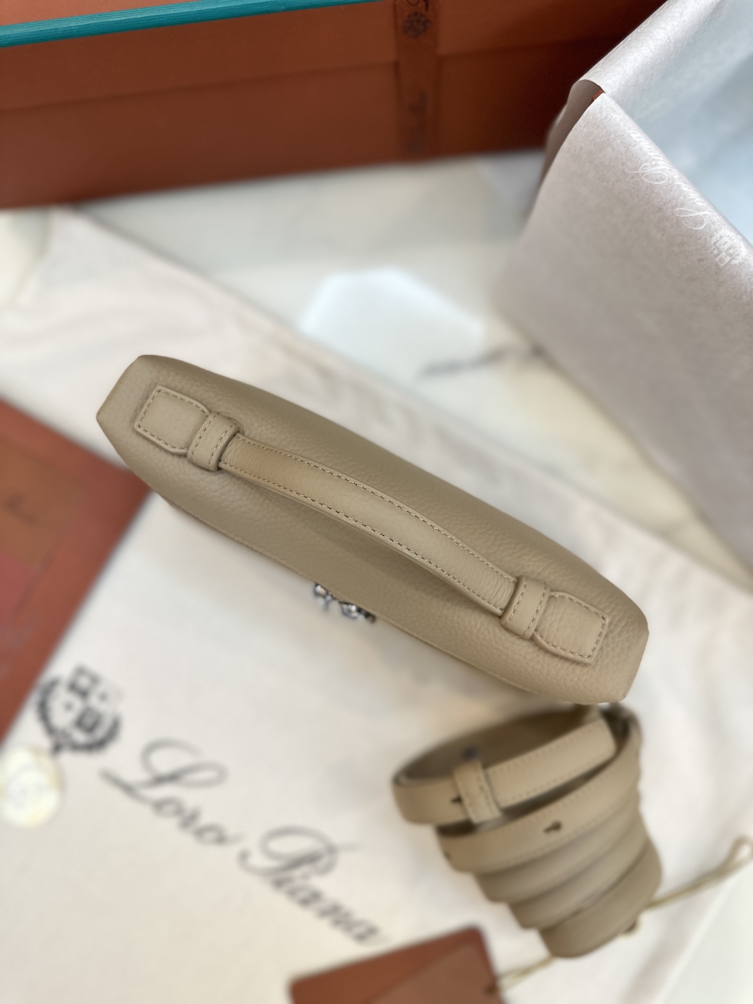 Loro Piana Extra pocket 19 cowhide