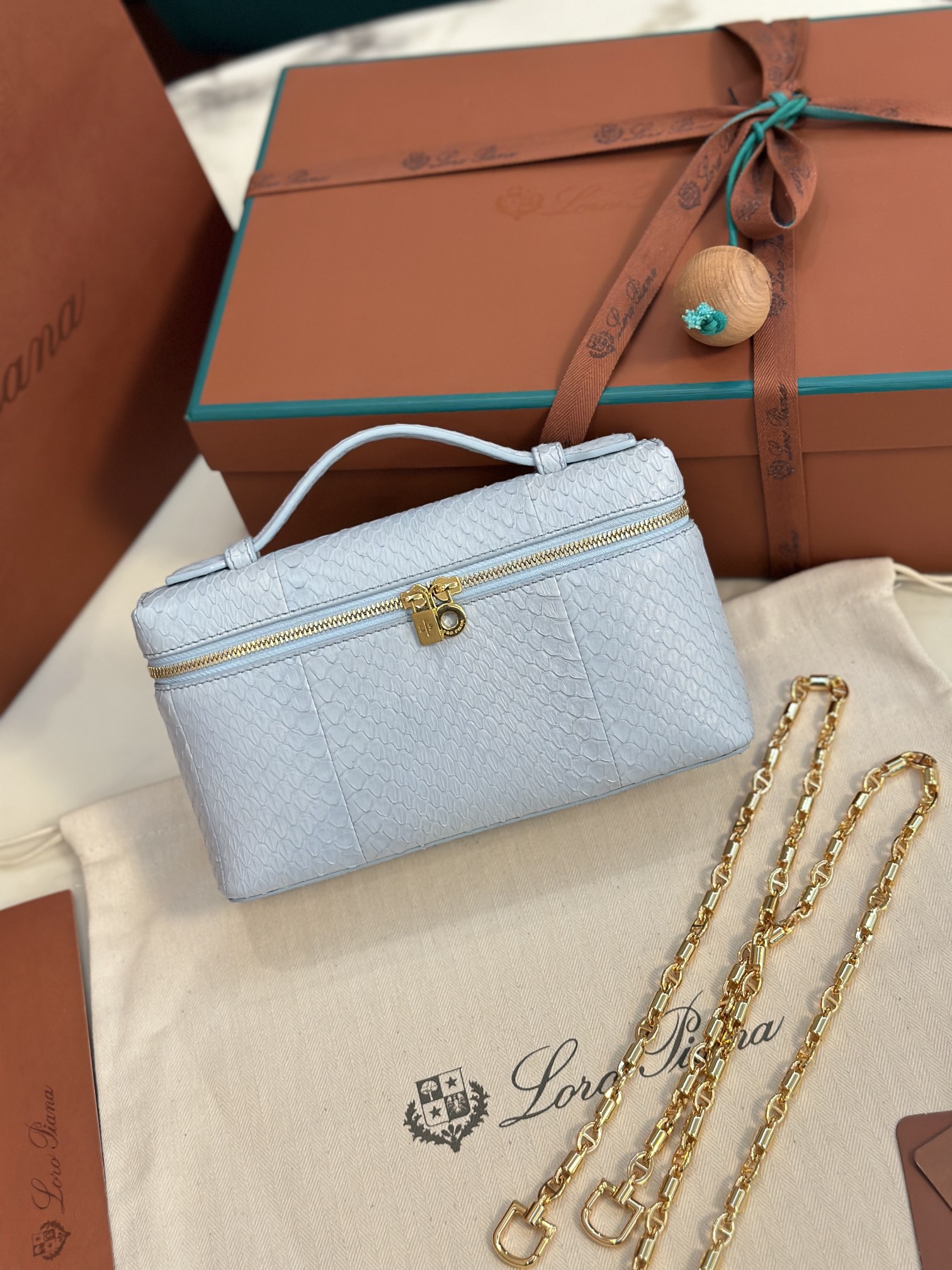 Loro Piana Extra pocket 19 snakeskin