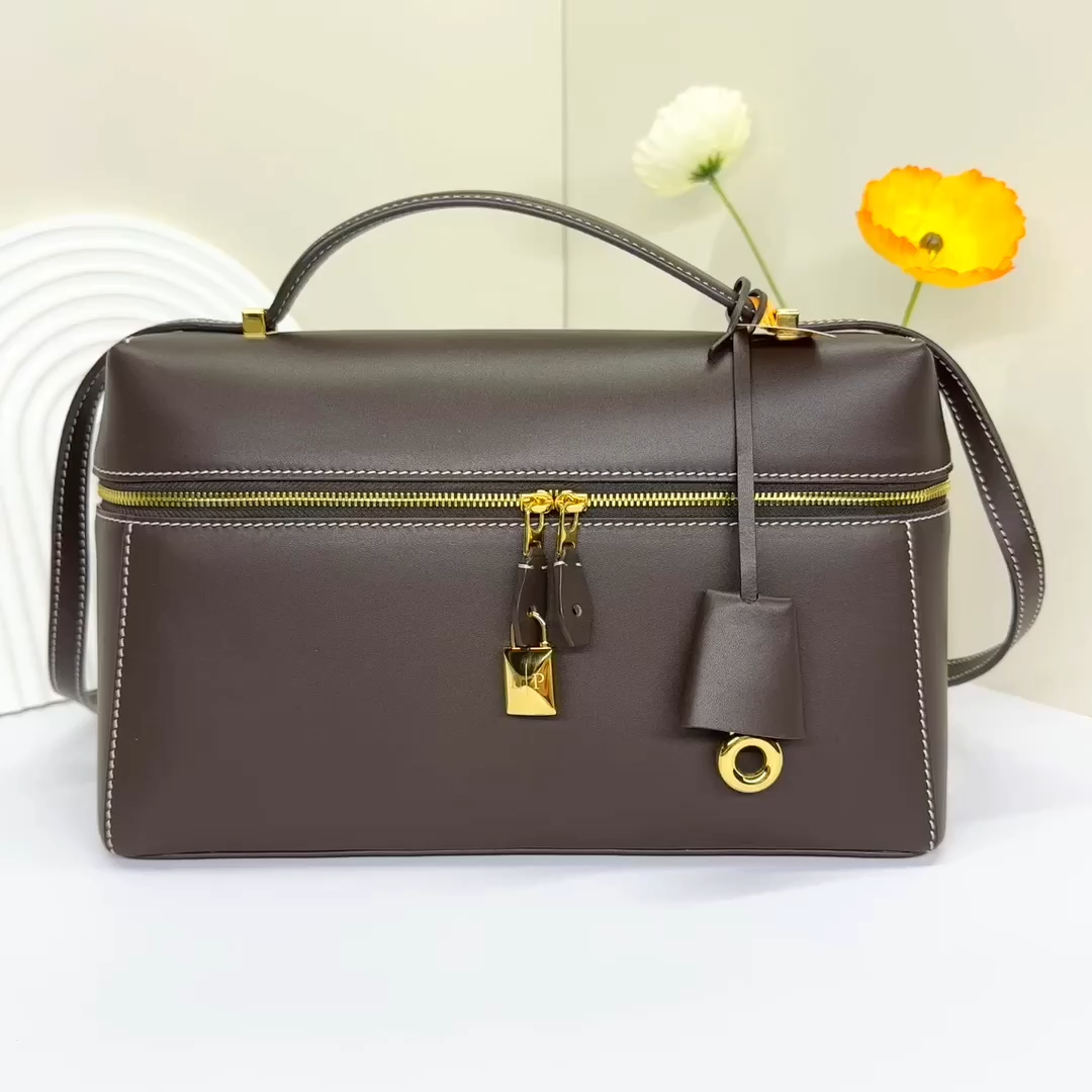 Loro Piana Extra Poket L19 cowhide