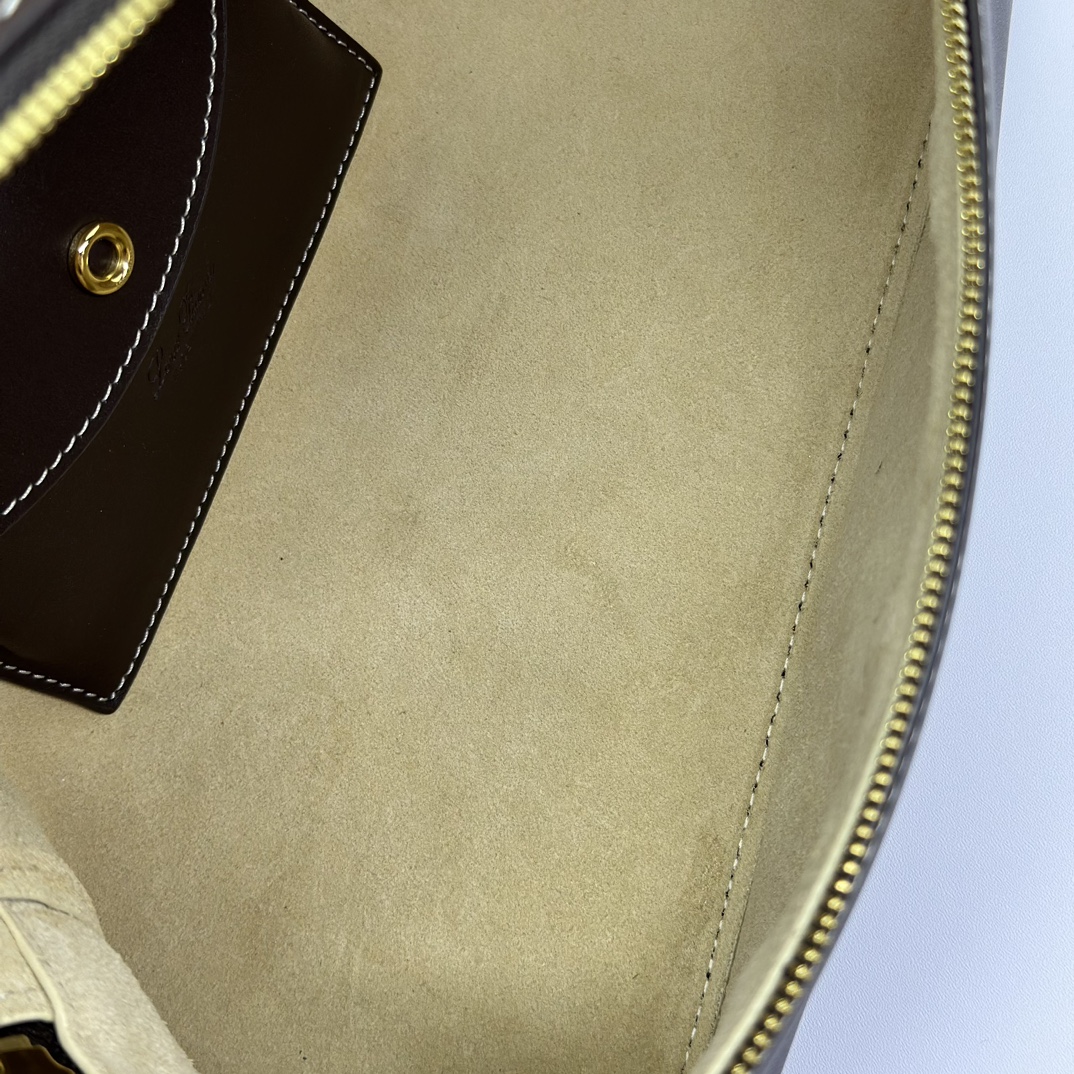 Loro Piana Extra Poket L19 cowhide