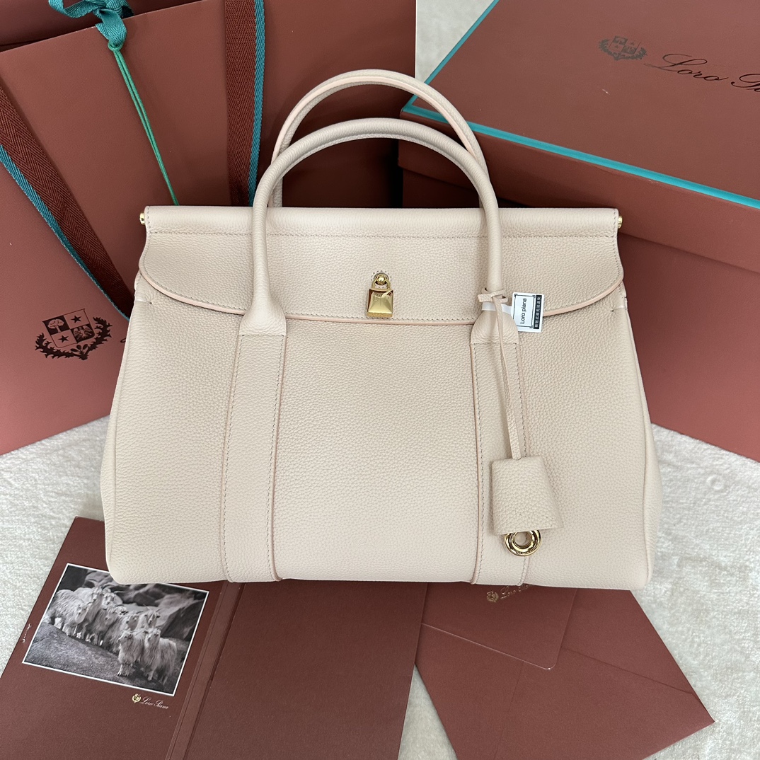 Loro PianaLoro piana Loom L25-L32 cowhide