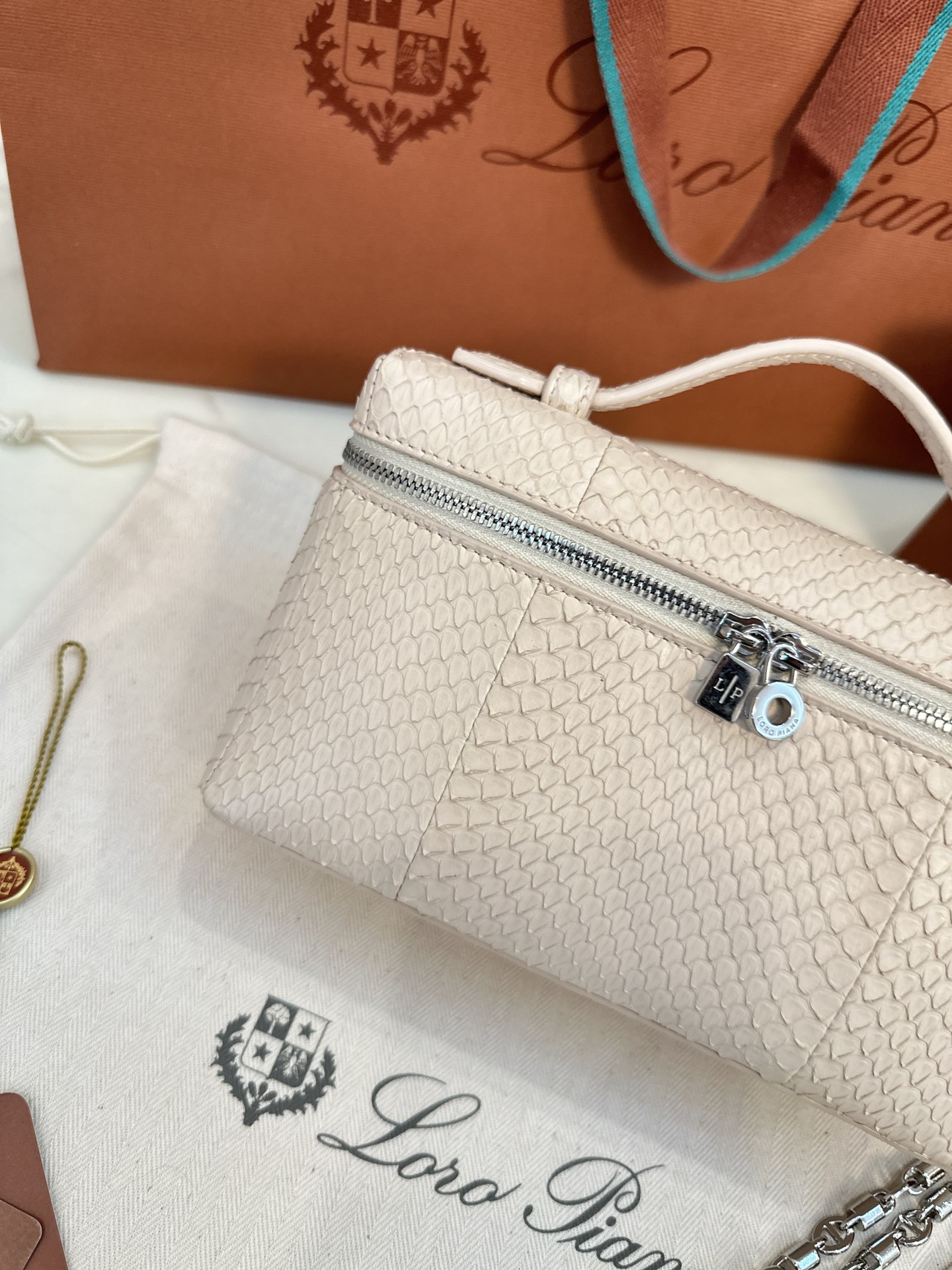 Loro Piana Extra pocket 19 snakeskin