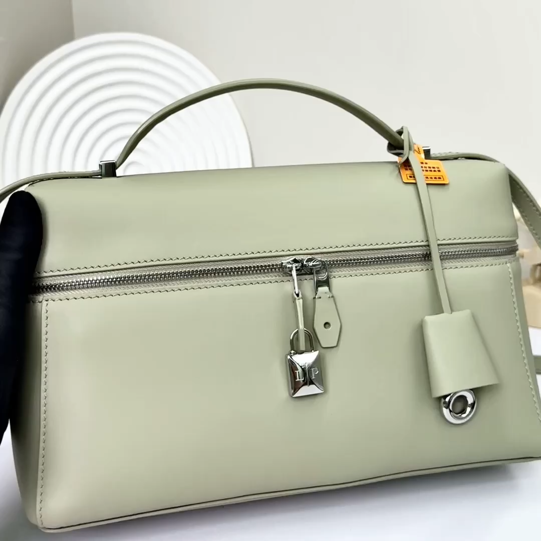 Loro Piana Extra Poket L19 cowhide