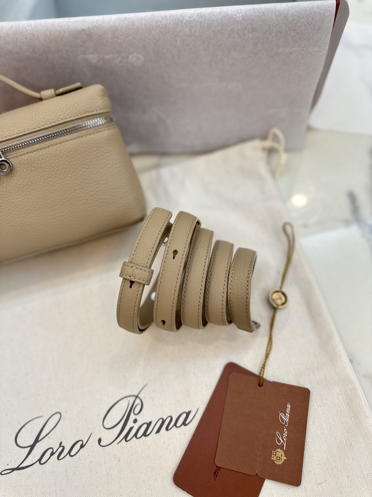 Loro Piana Extra pocket 19 cowhide