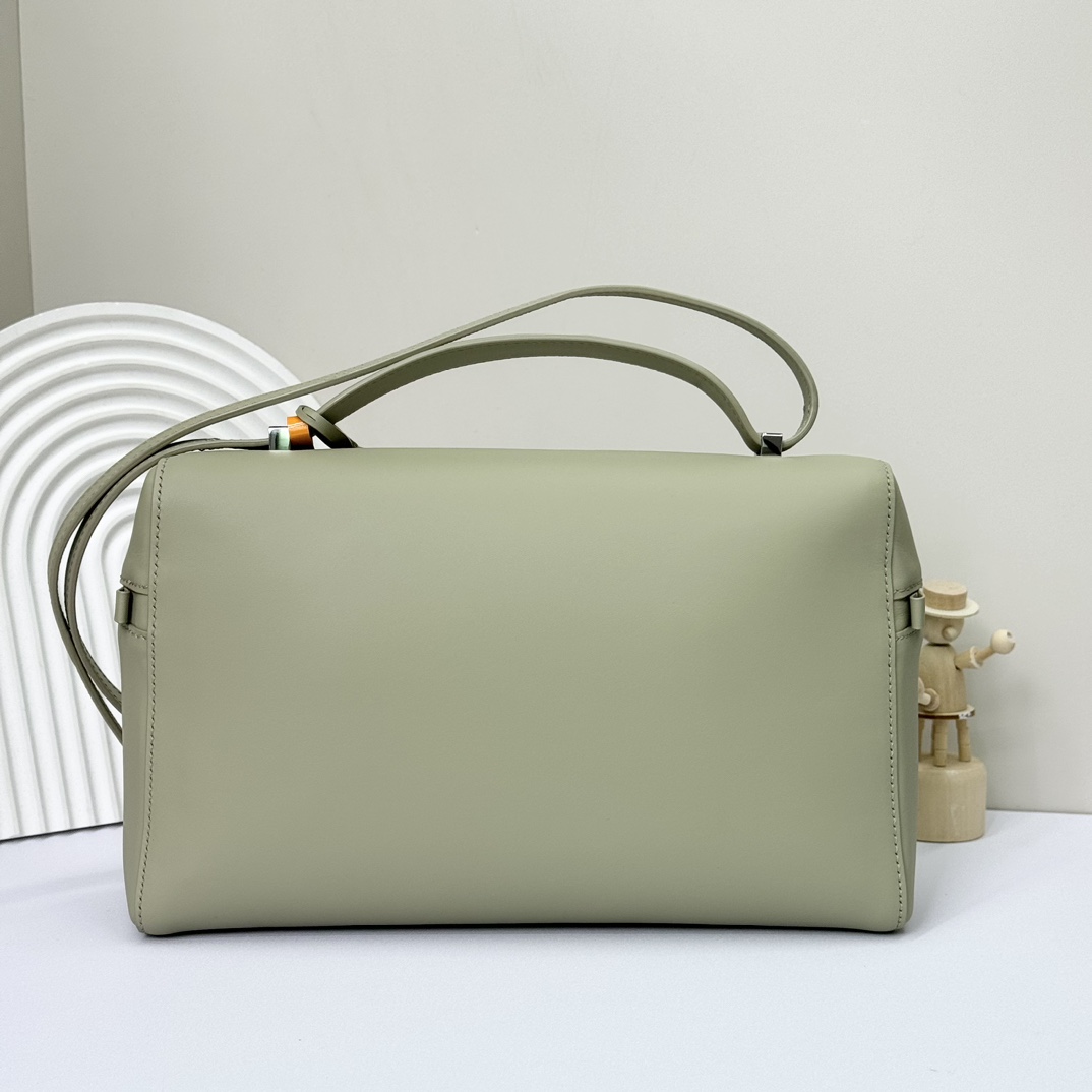 Loro Piana Extra Poket L19 cowhide