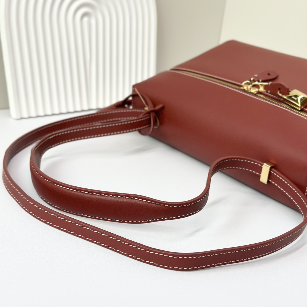 Loro Piana Extra Poket L19 cowhide