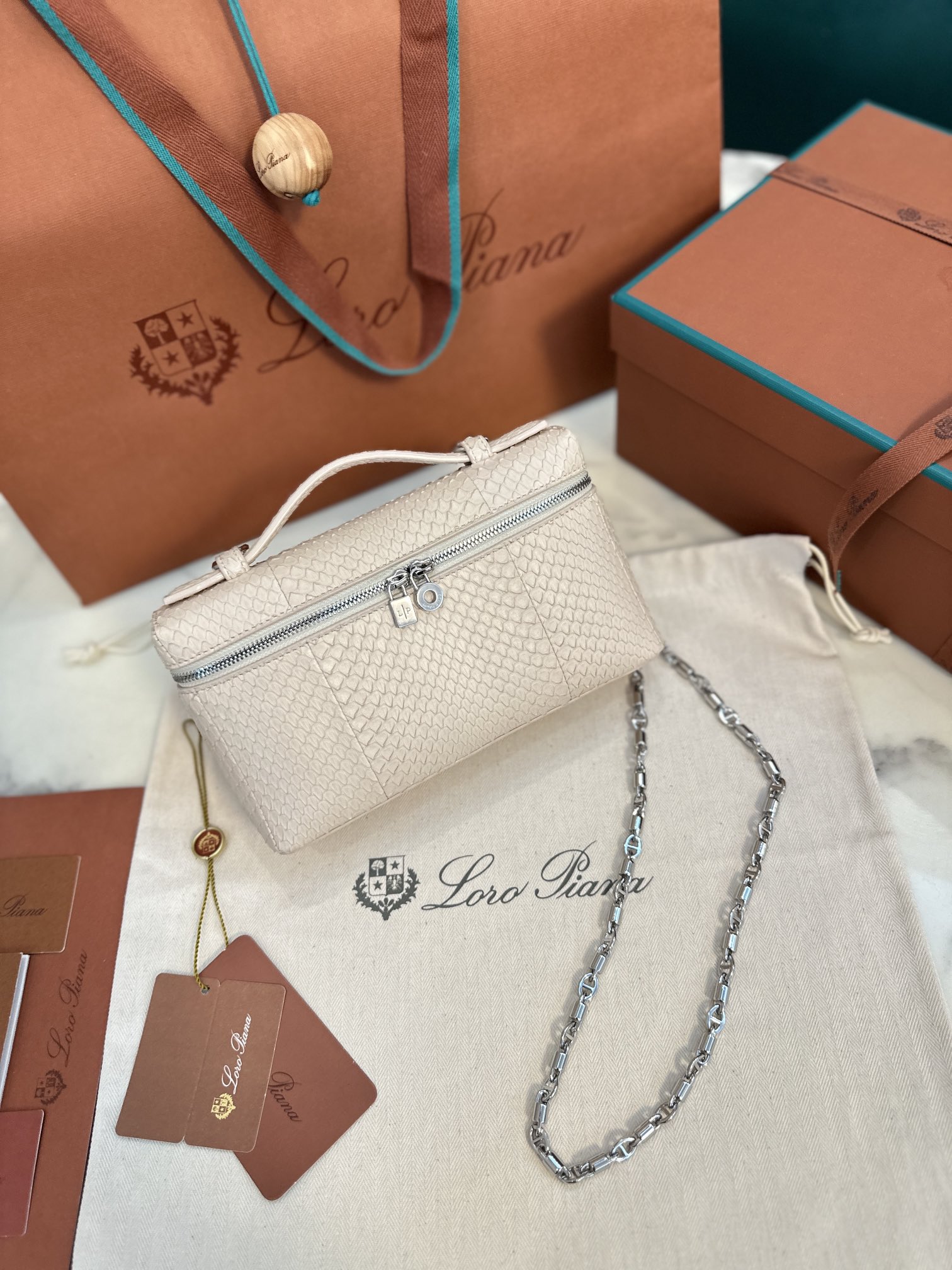 Loro Piana Extra pocket 19 snakeskin