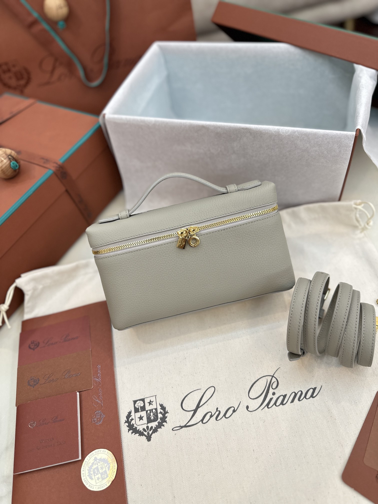 Loro Piana Extra Poket L19 cowhide