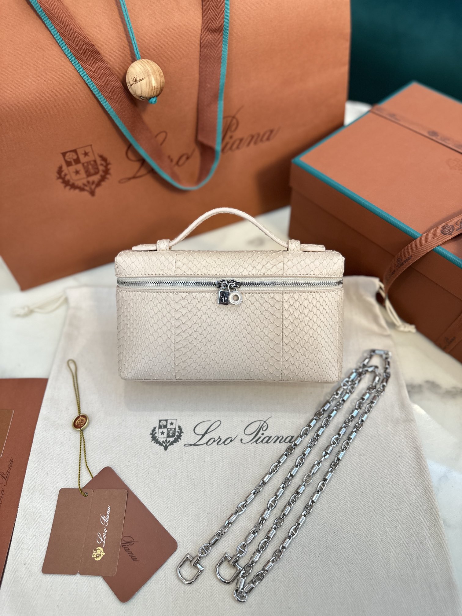 Loro Piana Extra pocket 19 snakeskin