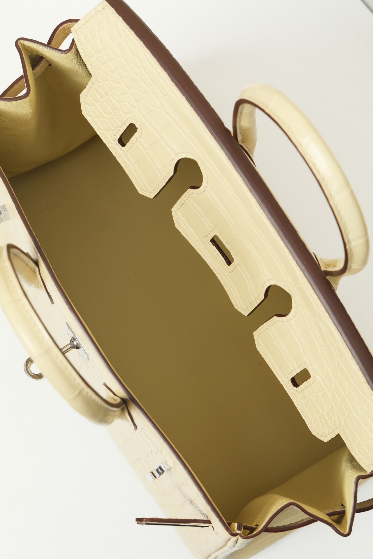 Crocodile leather #Y1 Vanilla Birkin 25-30cm