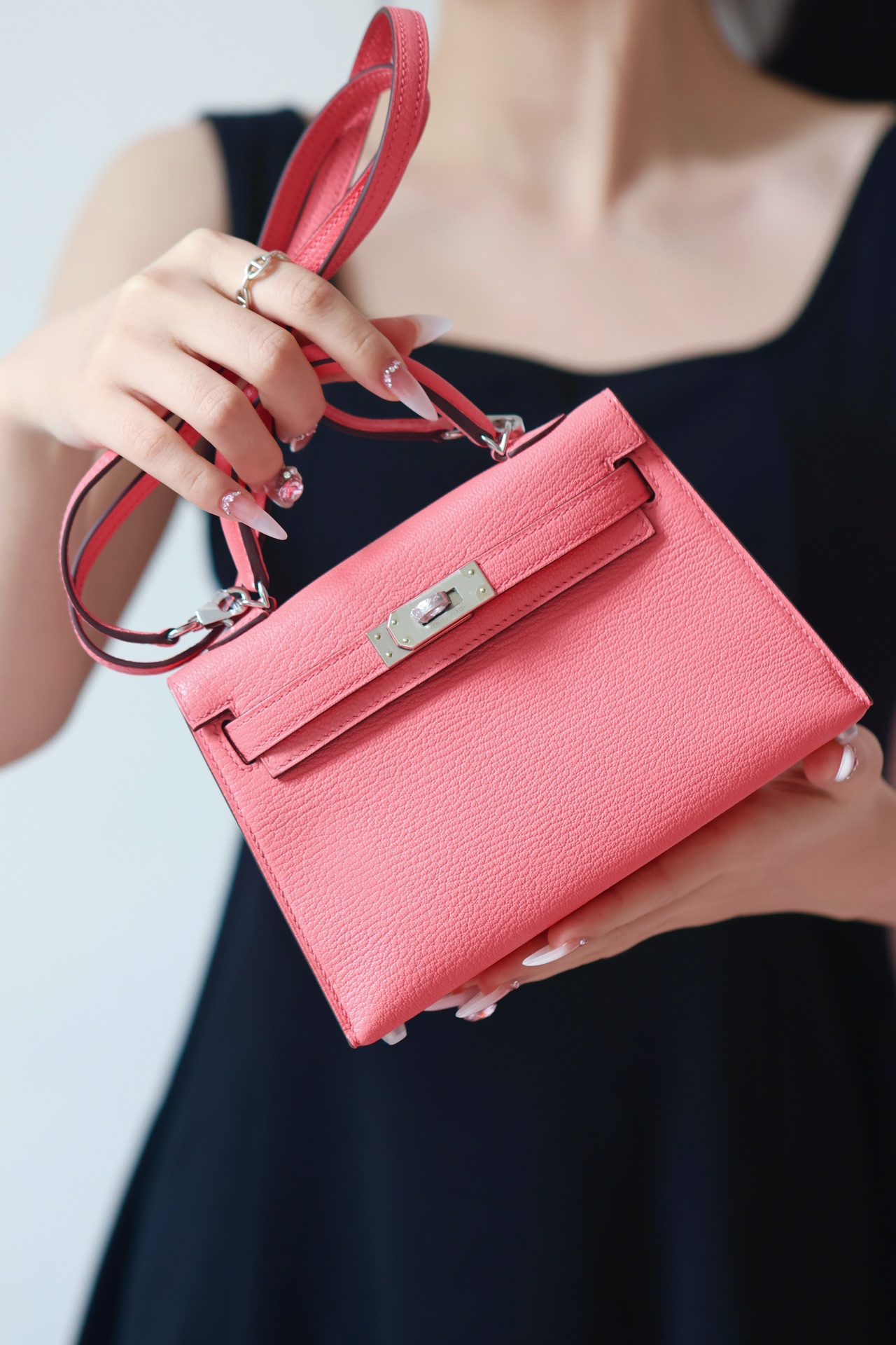 Hermes Mini Kelly  #U5 Rose Tyrien Goatskin