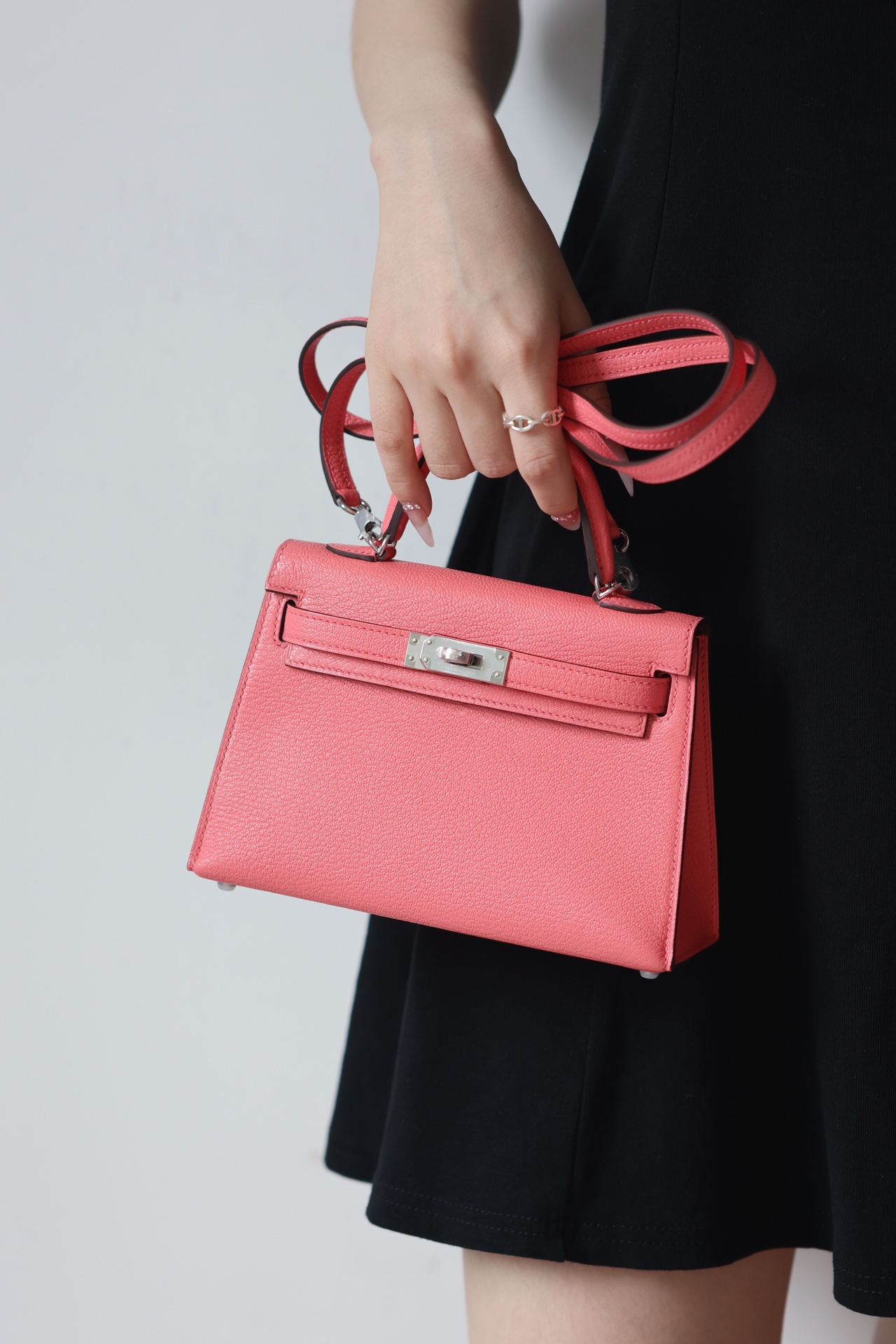 Hermes Mini Kelly  #U5 Rose Tyrien Goatskin