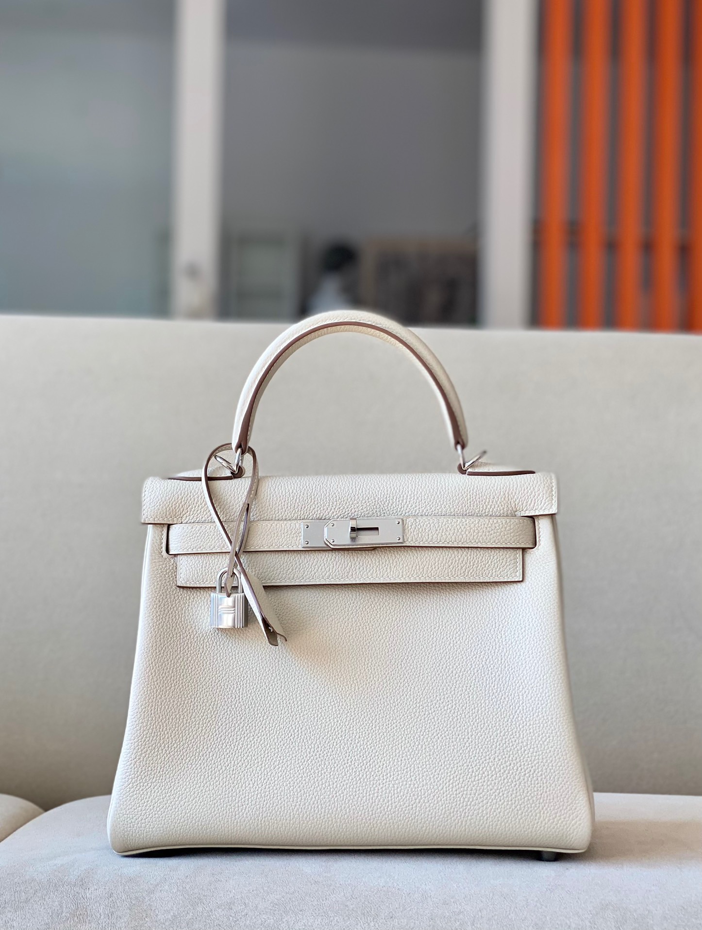 Hermes Kelly #10 Craie 25-32cm TOGO