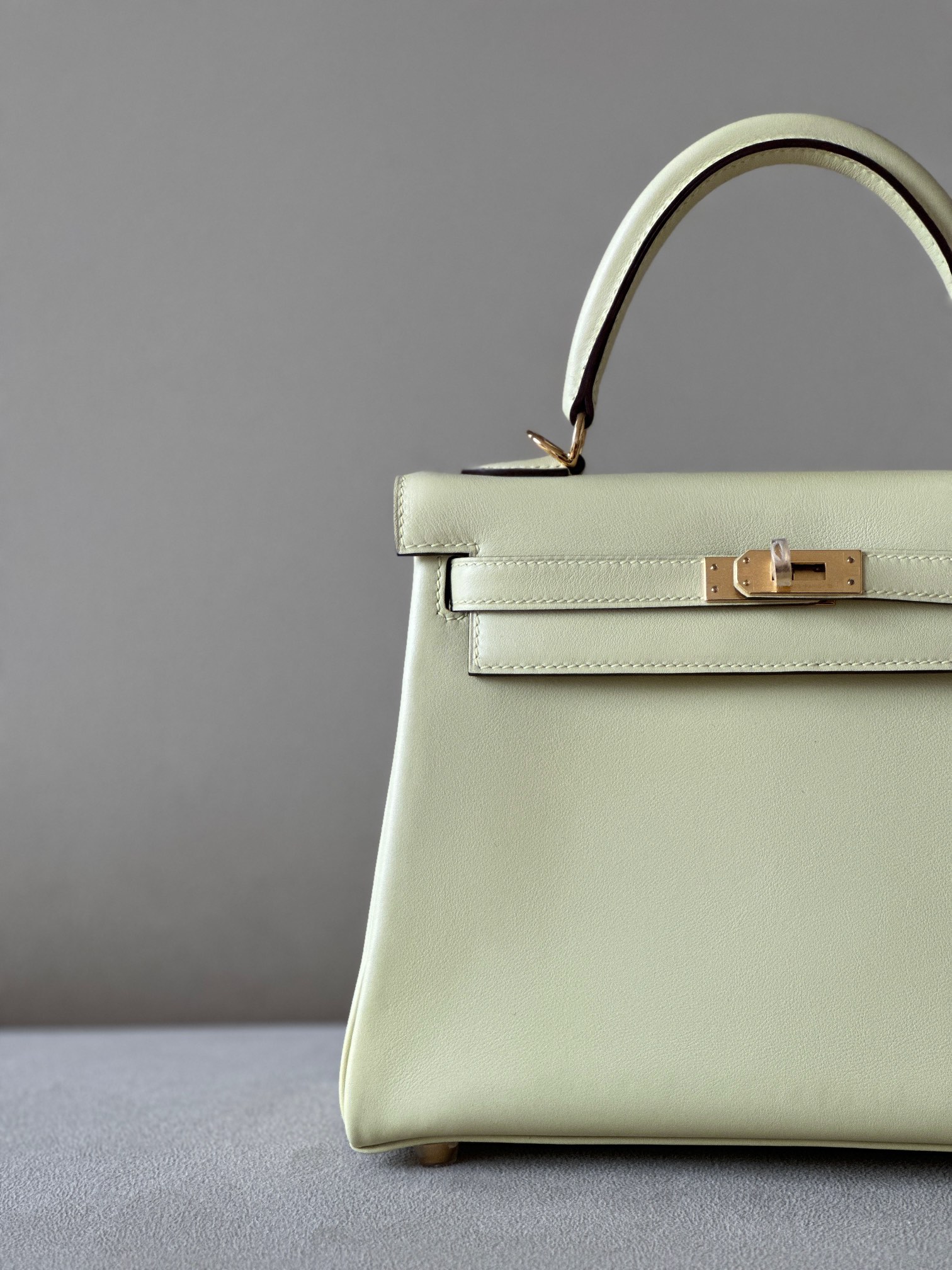 Hermes Kelly #1Z Jaune Poussin  25-32cm Swift