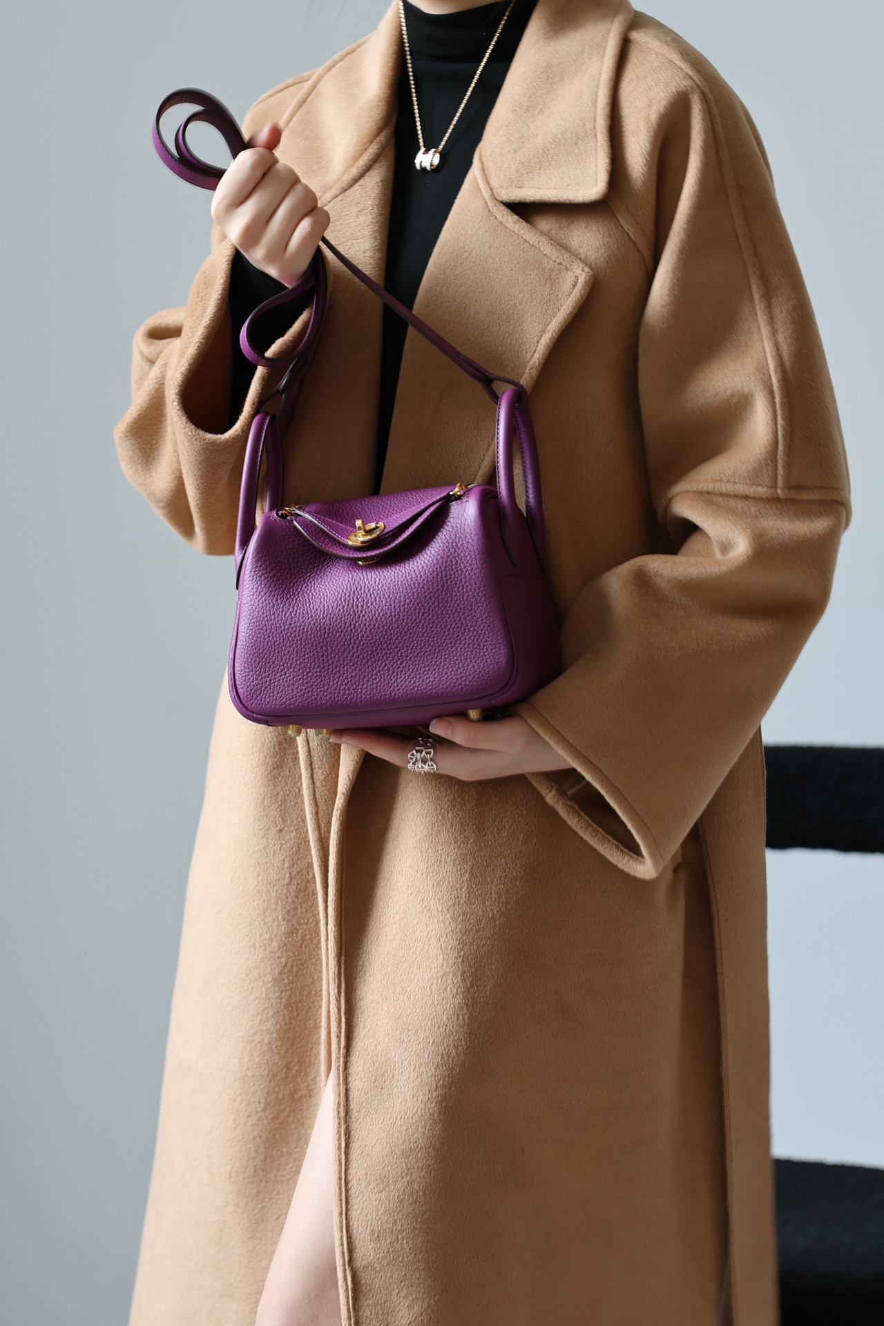 Hermes Lindy #P9 Anemone 19-26cm Togo