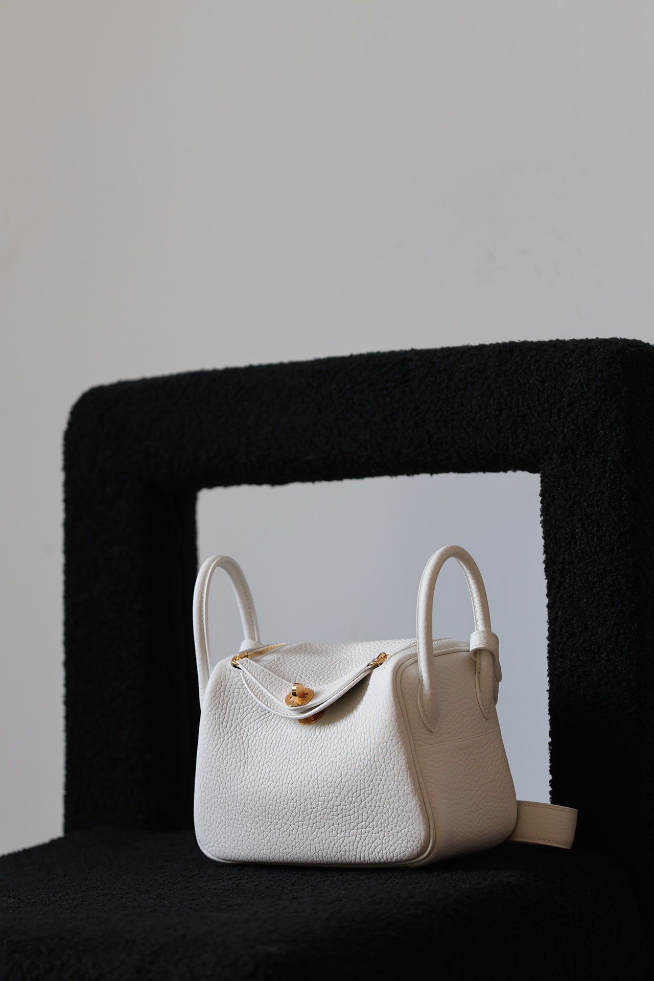 Hermes Lindy #10 Craie 19-26cm Togo