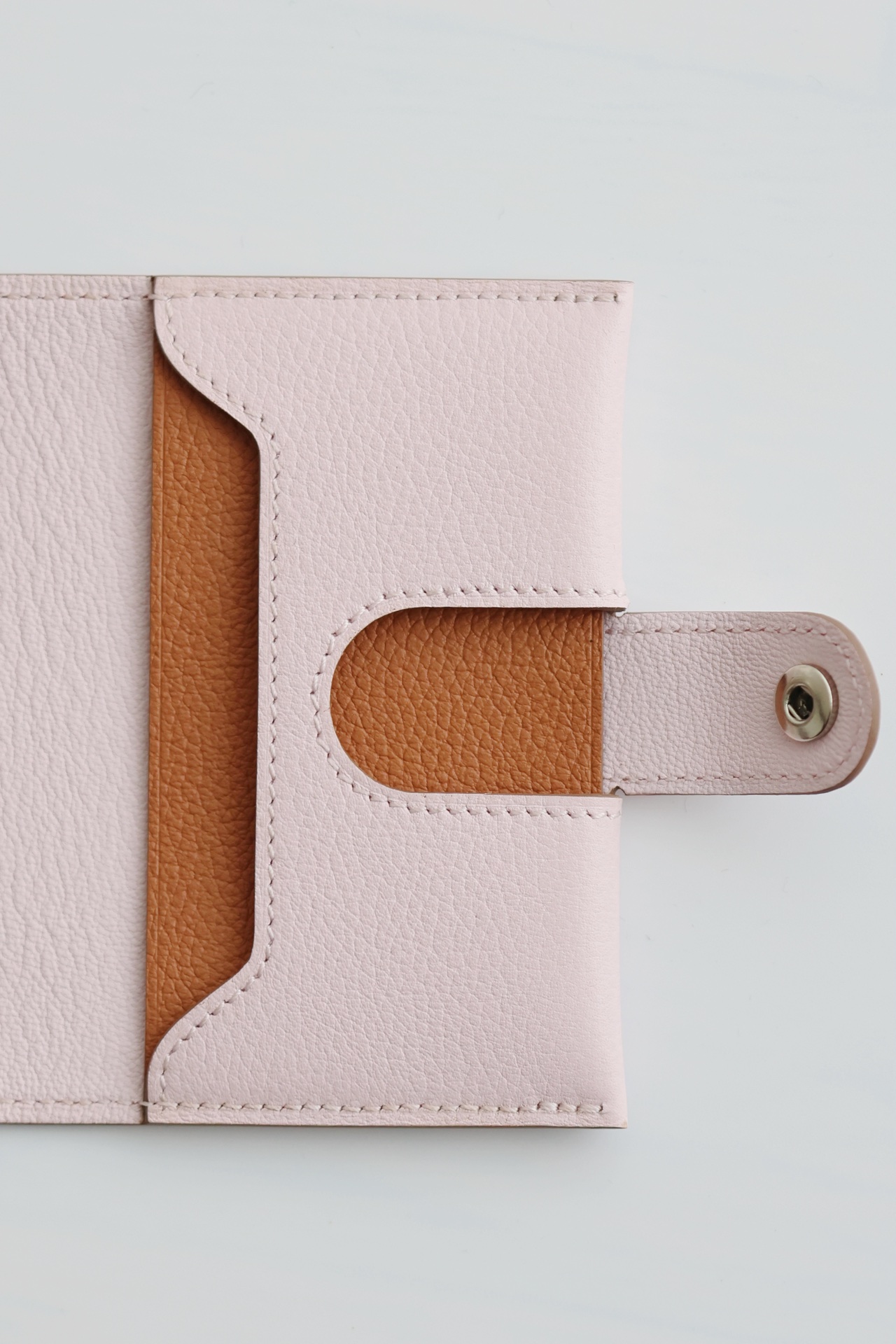 Hermes #09 Mauve pale 10.5cm Evergrain Franc hardware Wallet