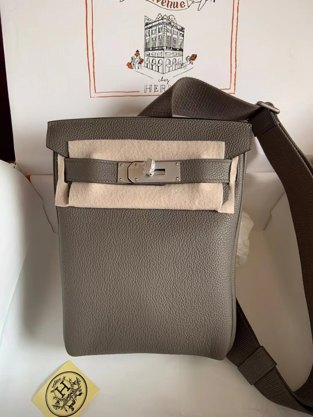 Hermes HAC a dos #18 Etoupe Togo 26cm