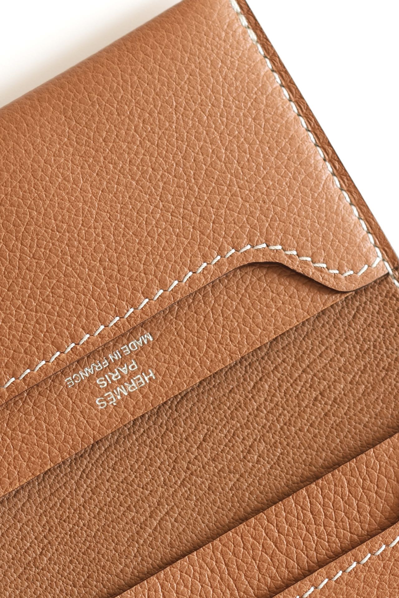 Hermes #37 Gold 10.5cm Evergrain Franc hardware Wallet