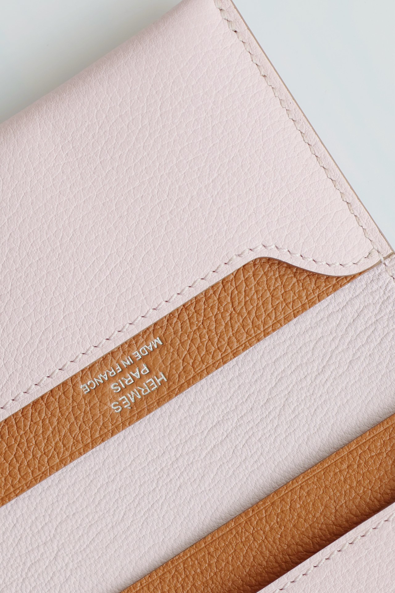 Hermes #09 Mauve pale 10.5cm Evergrain Franc hardware Wallet