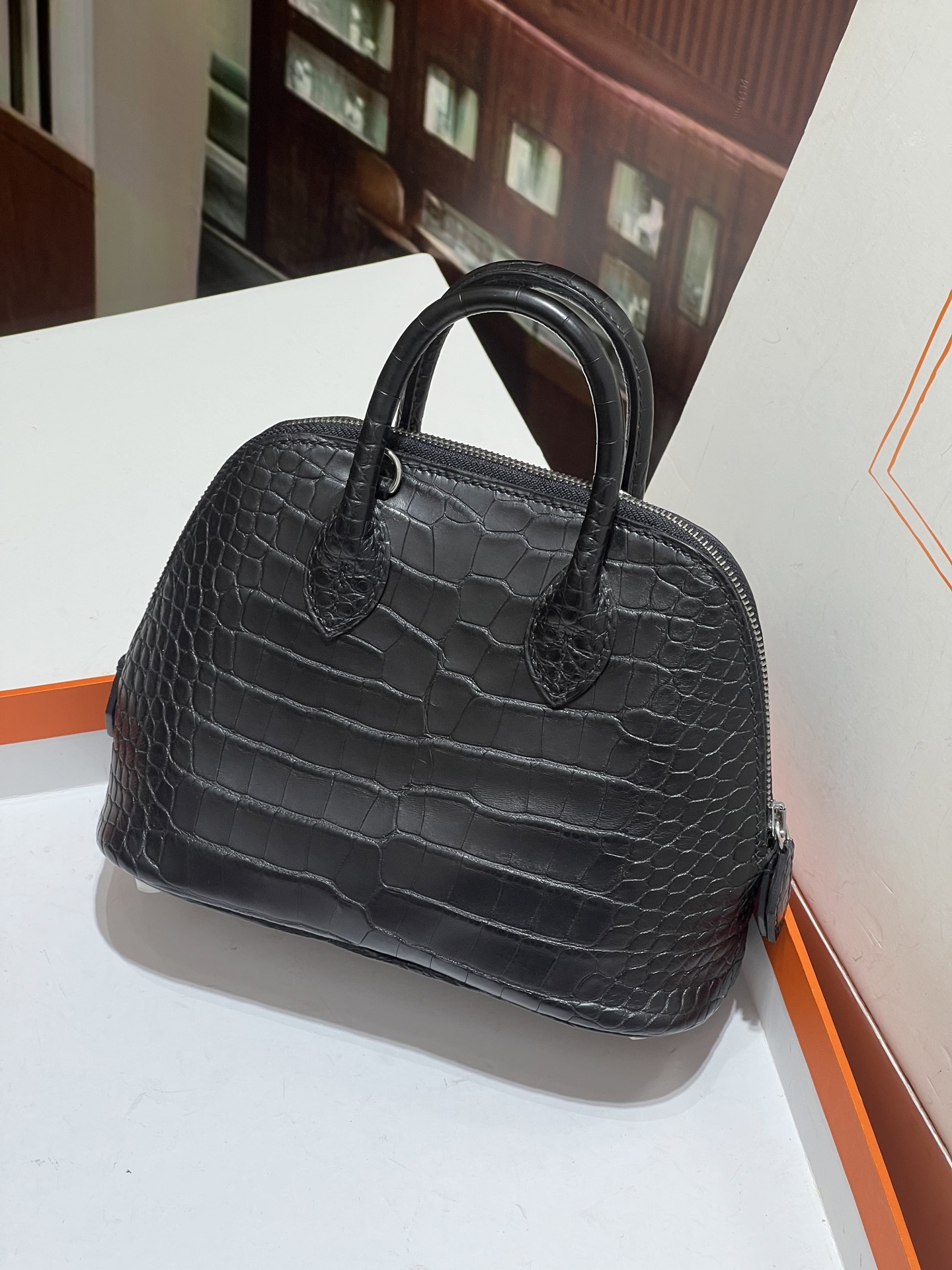 Crocodile skin Bolied #89 Noir 18-25cm