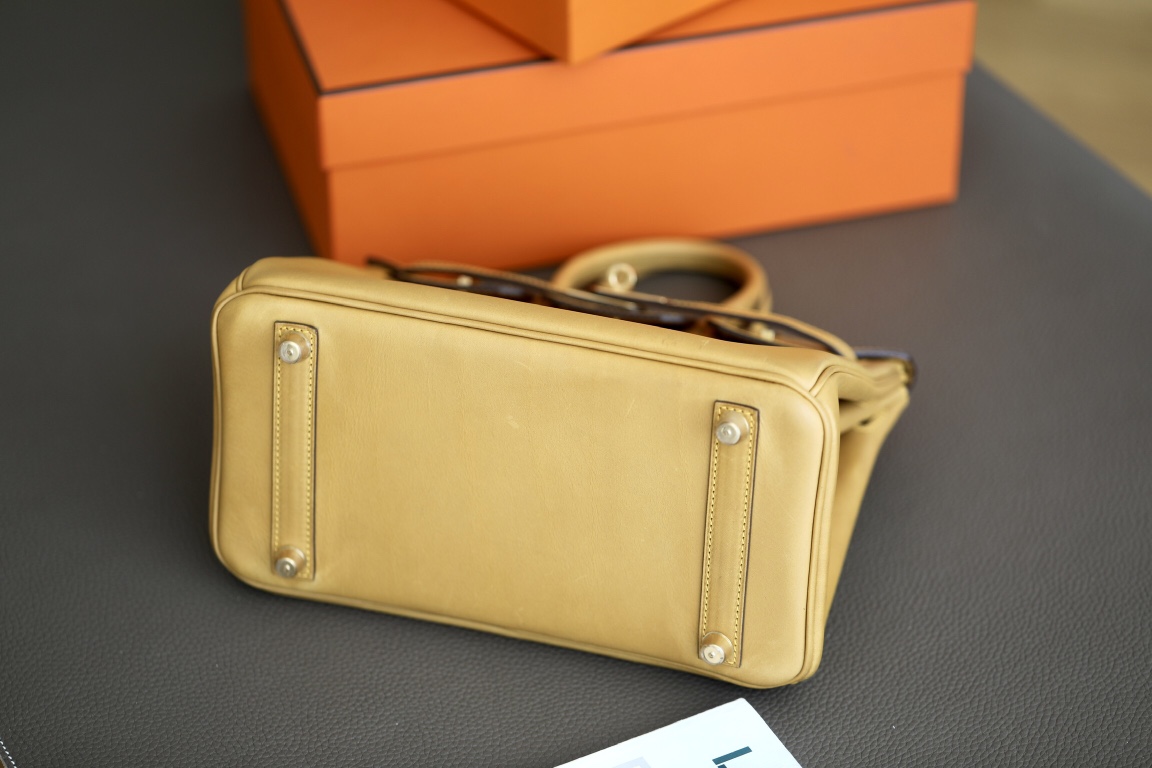 Hermes Birkin #1Z Jaune Poussin 25-30 Barenia Faubourg