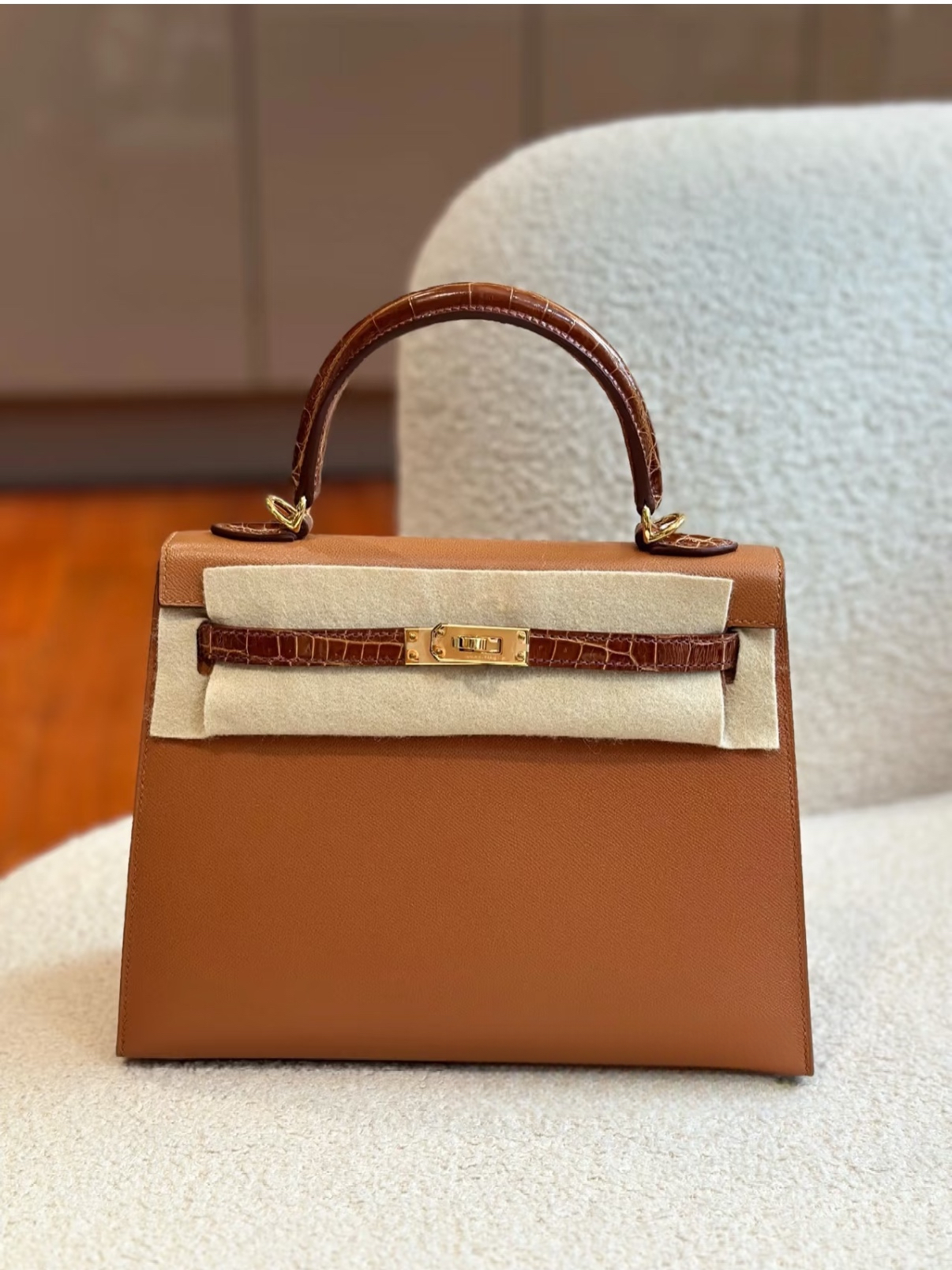 Hermes Kelly 25-28cm Touch #37 Gold brown Crocodile Epsom