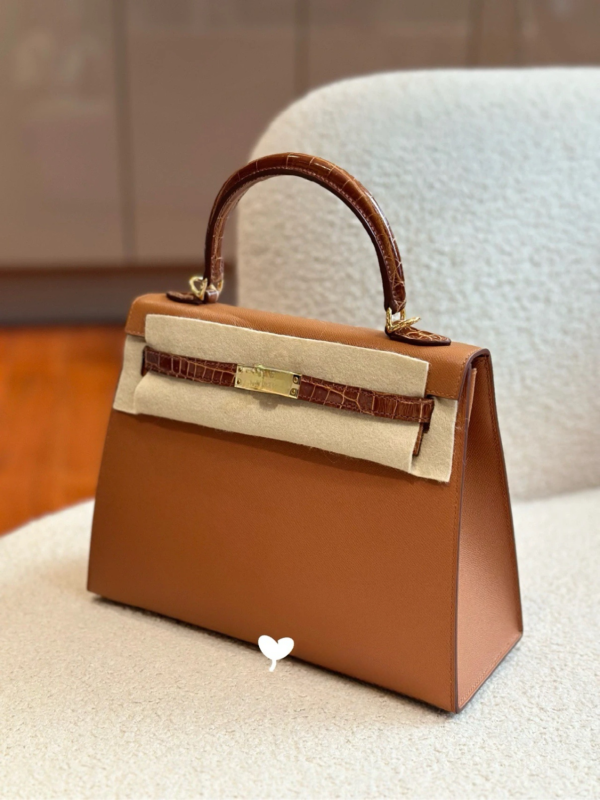 Hermes Kelly 25-28cm Touch #37 Gold brown Crocodile Epsom